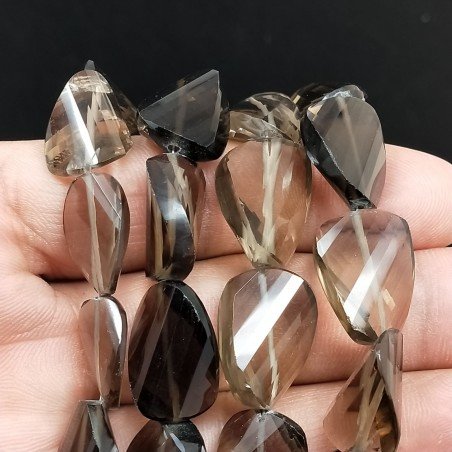 Quarzo Fume Naturale in Perline Forma Goccia Twist Sfaccettato a Mano Foro Passante