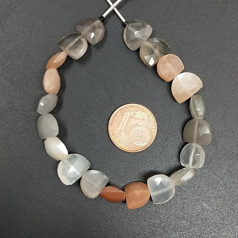 Pietra Di Luna Multi Naturale Perline Forma Semi Cerchio Sfaccettato A Mano