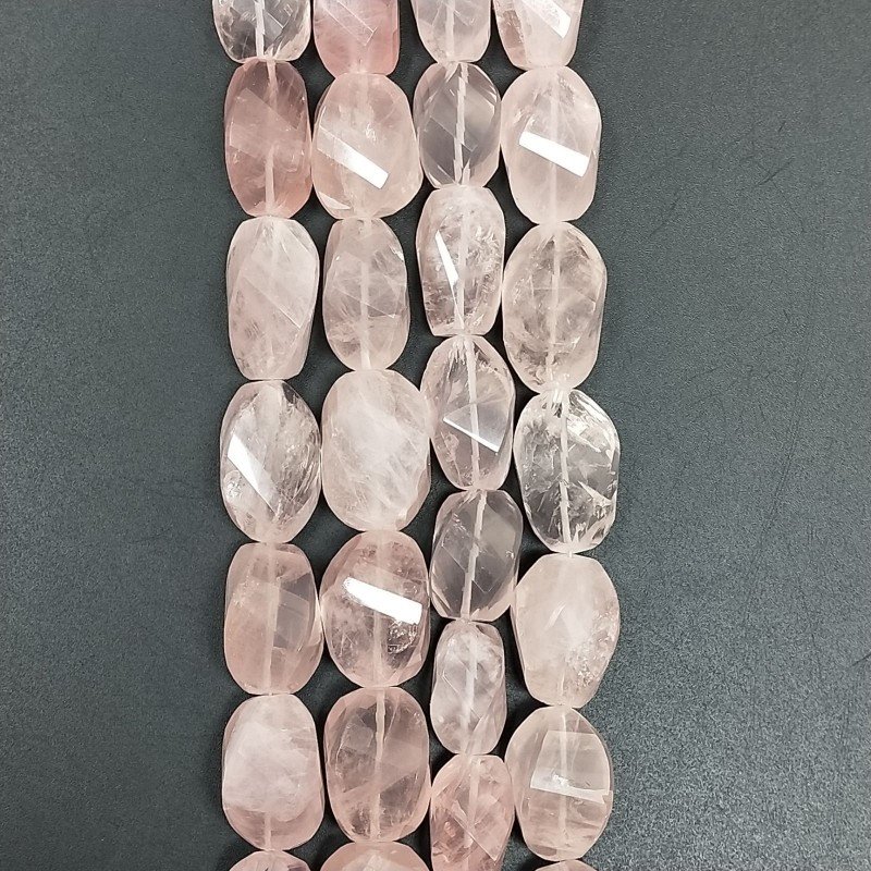 Quarzo Rosa Naturale in Perline Forma Goccia Twist Sfaccettato a Mano Foro Passante