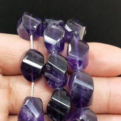 Ametista Africana Naturale in Perline Forma Goccia Twist Sfaccettato a Mano Foro Passante