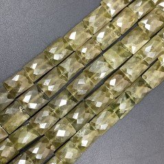 Peridotto Naturale in Perline Forma Rettangolare Piatto Sfaccettato Foro Passante 10X12-14mm