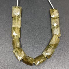 Peridotto Naturale in Perline Forma Rettangolare Piatto Sfaccettato Foro Passante 10X12-14mm