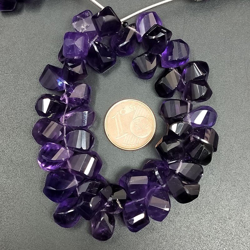 Ametista Africana Naturale in Perline Forma Goccia Twist Sfaccettato a Mano Foro Laterale