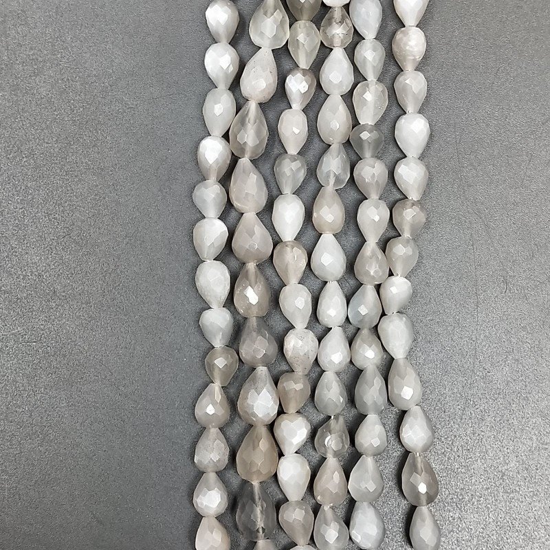 Pietra Di Luna Grigia Naturale in Perline Forma Goccia Tondo Sfaccettato a Mano Foro Passante