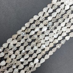 Pietra Di Luna Bianca Adularia Naturale in Perline Forma Goccia Tondo Sfaccettato a Mano Foro Passante Pietra Di Luna Bianca Adularia Naturale in Perline Forma Goccia Tondo Sfaccettato a Mano Foro Passante