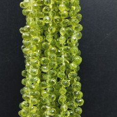 Peridotto Naturale in Perline Forma Goccia Tondo Sfaccettato a Mano Foro Laterale