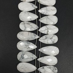 Aulite Bianca Naturale in Perline Forma Goccia Piatto Sfaccettato a Mano Foro Laterale