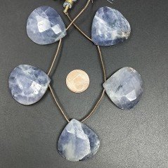 Iolite Grezzo Naturale in Perline Forma Cuore Piatto Sfaccettato a Mano Foro Laterale