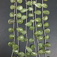 Zaffiro Verde Naturale in Perline Forma Goccia Piatto Sfaccettato a Mano Foro Laterale