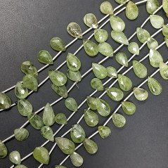 Zaffiro Verde Naturale in Perline Forma Goccia Piatto Sfaccettato a Mano Foro Laterale