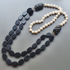 Collane agata nera ovale liscio 13x18 mm annodato con perle di fiume acqua dolce
