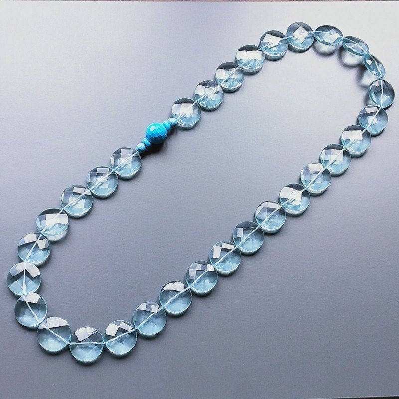 Collana cristallo acquamarina moneta sfac 25 mm e pietre dure miste annodato