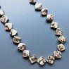 Collana granite quadrato liscio foro diagonale 19x18 annodato