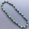 Collana radice di smeraldo sferica sfac con resina ambra verde sferico liscio 14 mm annodato