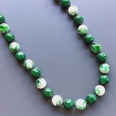 Collana radice di smeraldo sferica sfac con resina ambra verde sferico liscio 14 mm annodato