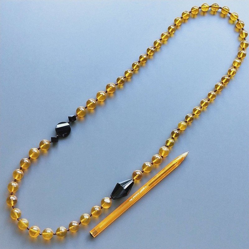 Collana cristallo ambra sferico sfac 10-12 mm con centrale pietr dure miste annodato