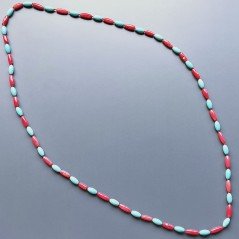 Collana pasta di turchese ovale liscio 6x12 e corallo di bamboo gocce liscio 5x14 mm annodato