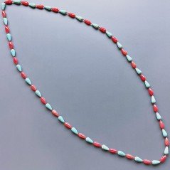Collana pasta di turchese gocce liscio 7x13 mm e corallo bamboo gocce liscio 5x12 mm annodato