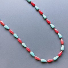 Collana pasta di turchese gocce liscio 7x13 mm e corallo bamboo gocce liscio 5x12 mm annodato