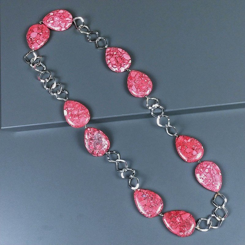Collana a Catena di Ottone Rombo con Pasta di Turchese Rosa Forma Tondo Piatto
