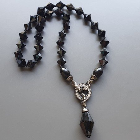 Collana girocollo cristallo rombo sfac di vari colori con pendente annodato