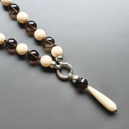 Collana girocollo quarzo fume forme miste con pietre dure miste e pendente annodato