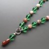 Collana girocollo cristallo verde sferico sfac 17 mm con pietre dure miste e pendente annodato