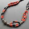 Collana girocollo torchon corallo bambo e onice tubetti con ottone argentato annodato