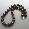 Collana girocollo cristallo fume sferico sfac 16-18 mm con ottone argentato lavorato e cristallo viola moneta sfac annodato