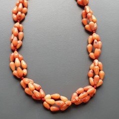 Collana girocollo corallo bamboo arancione goccia liscia 5x9 mm annodato Collana girocollo corallo bamboo arancione goccia liscia 5x9 mm annodato