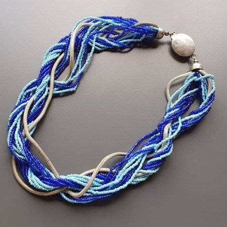 Collana girocollo cristalloo blu e azzurro tochom con argento indiano infilato