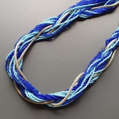 Collana girocollo cristalloo blu e azzurro tochom con argento indiano infilato