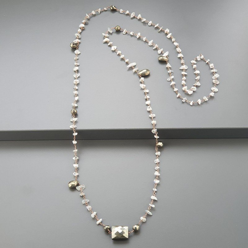 Collana A Nodo Orafo Rosato Con Labradorite Bianca E Pirite Naturale