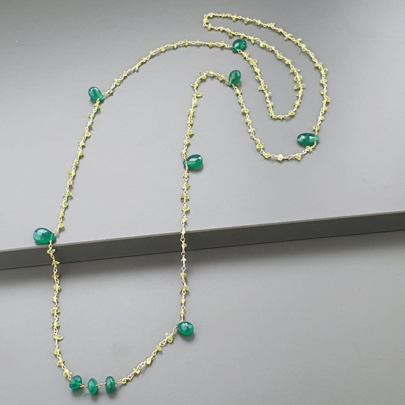 Collana A Nodo Orafo Dorato Con Peridoto E Onice Verde