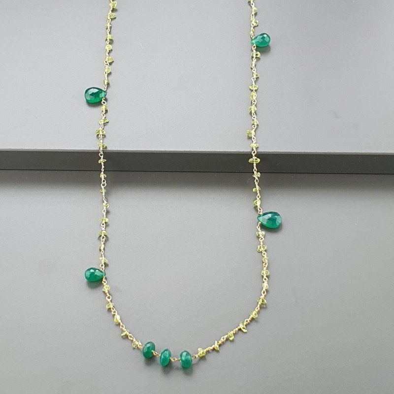Collana A Nodo Orafo Dorato Con Peridoto E Onice Verde