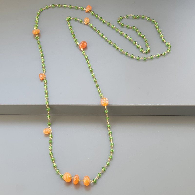 Collana A Nodo Orafo Rosato Con Cristallo Verde E Corniola