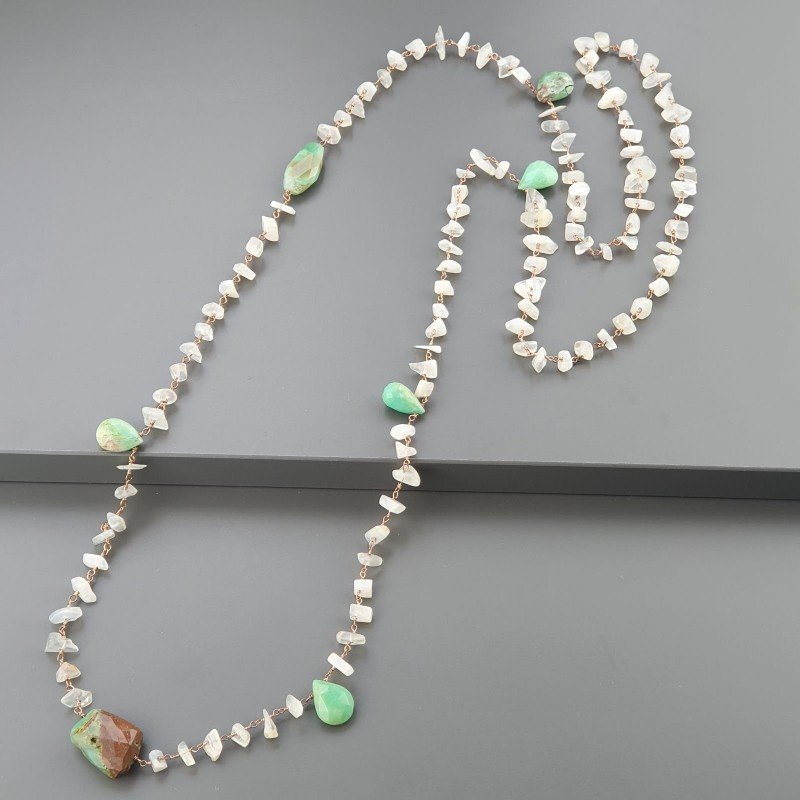 Collana A Nodo Orafo Rosato Con Pietra Di Luna (Adularia) E Crisoprasio Collana A Nodo Orafo Rosato Con Pietra Di Luna (Adularia) E Crisoprasio