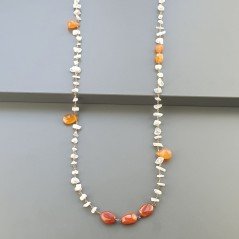 Collana A Nodo Orafo Rosato Con Labradorite Bianca E Corniola