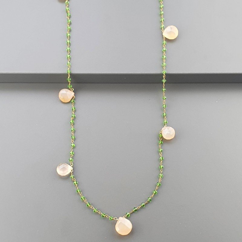 Collana A Nodo Orafo Rosato Con Cristallo Verde E Calcedonio