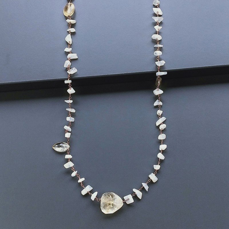 Collana A Nodo Orafo Rosato Con Pietra Di Luna (Adularia) E Quarzo Citrino