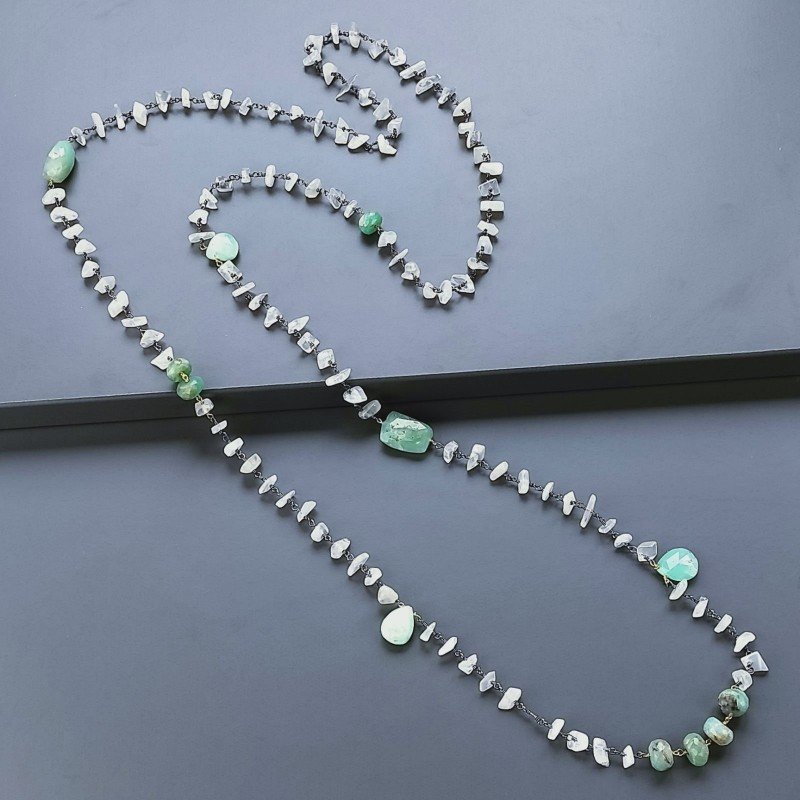 Collana A Nodo Orafo Brunito Con Pietra Di Luna (Adularia) E Crisoprasio
