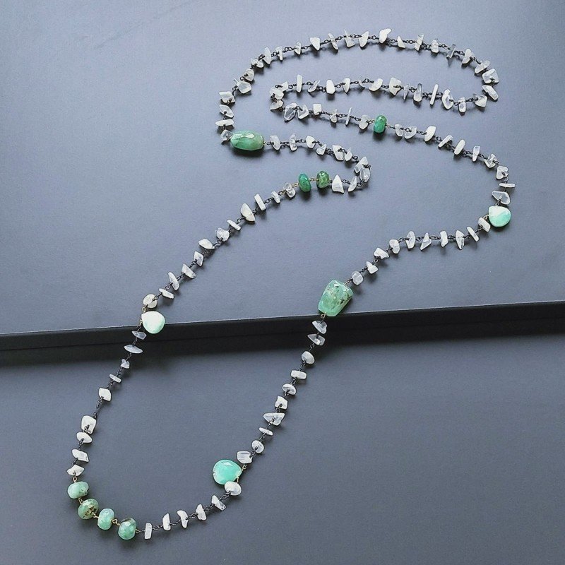 Collana A Nodo Orafo Brunito Con Pietra Di Luna (Adularia) E Crisoprasio
