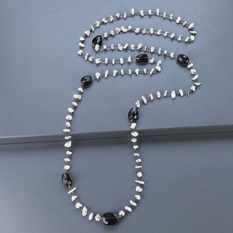 Collana A Nodo Orafo Brunito Con Pietra Di Luna (Adularia) E Quarzo Fume