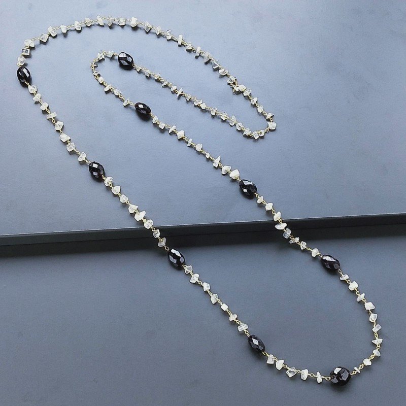 Collana A Nodo Orafo Dorato Con Pietra Di Luna (Adularia) E Granato