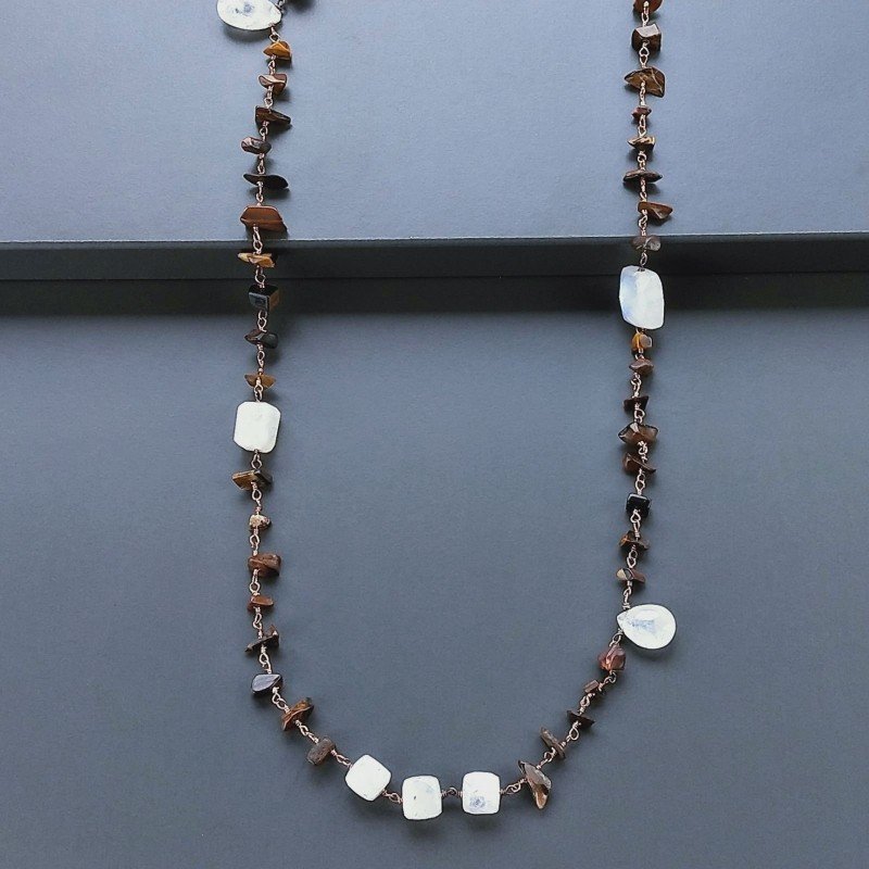 Collana A Nodo Orafo Rosato Con Occhio Di Tigre E Labradorite Bianca