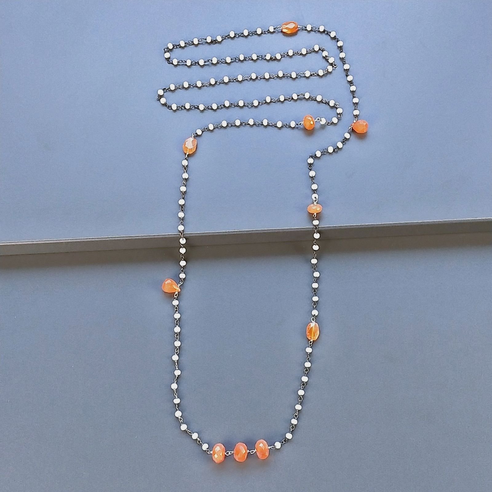 Collana A Nodo Orafo Argentato Con Cristallo Opaca E Corniola