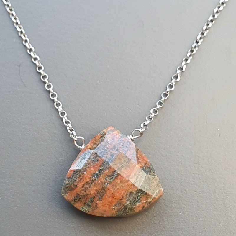 Collana Girocollo Con Catena Rodiato Argento 925 E Unakite Rettangolo Briolette Sfaccettate A Mano Collana Girocollo Con Catena Rodiato Argento 925 E Unakite Rettangolo Briolette Sfaccettate A Mano