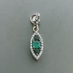Ciondolo Di Argento 925 con Radice di Smeraldo Ovale e Zirconi Stile Etnico