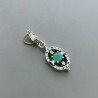 Ciondolo Di Argento 925 con Radice di Smeraldo Tondo e Zirconi Stile Etnico