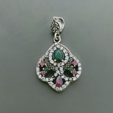 Ciondolo Di Argento 925 con Radice di Smeraldo e Rubino Tondo e Zirconi Stile Etnico